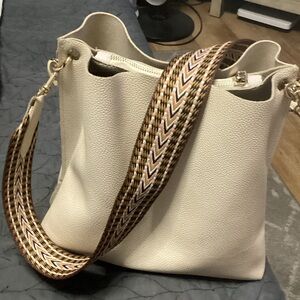Elegant Cream Shoulder Bag with Patterned Strap